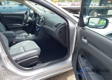 2021 Chrysler 300 Touring from USA, damaged, VIN 2C3CCAAGXMH515843